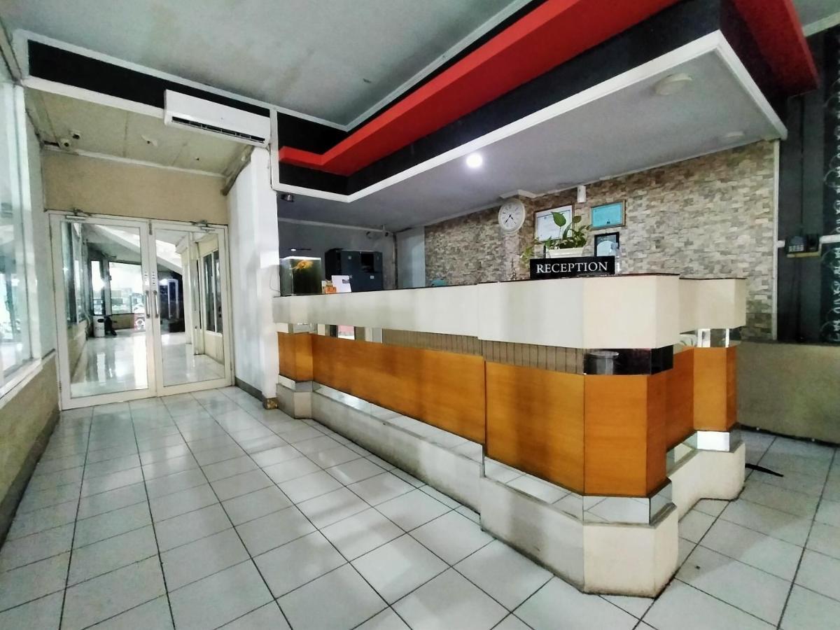 Hotel Nirwana Ternate Redpartner 외부 사진