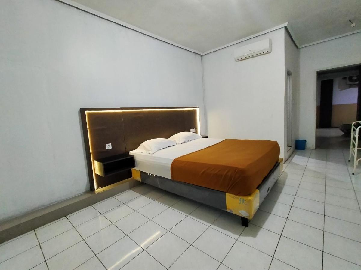 Hotel Nirwana Ternate Redpartner 외부 사진