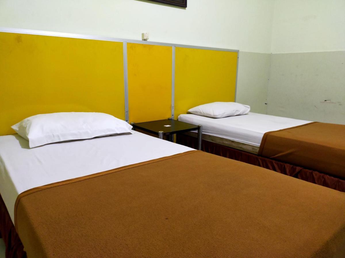 Hotel Nirwana Ternate Redpartner 외부 사진