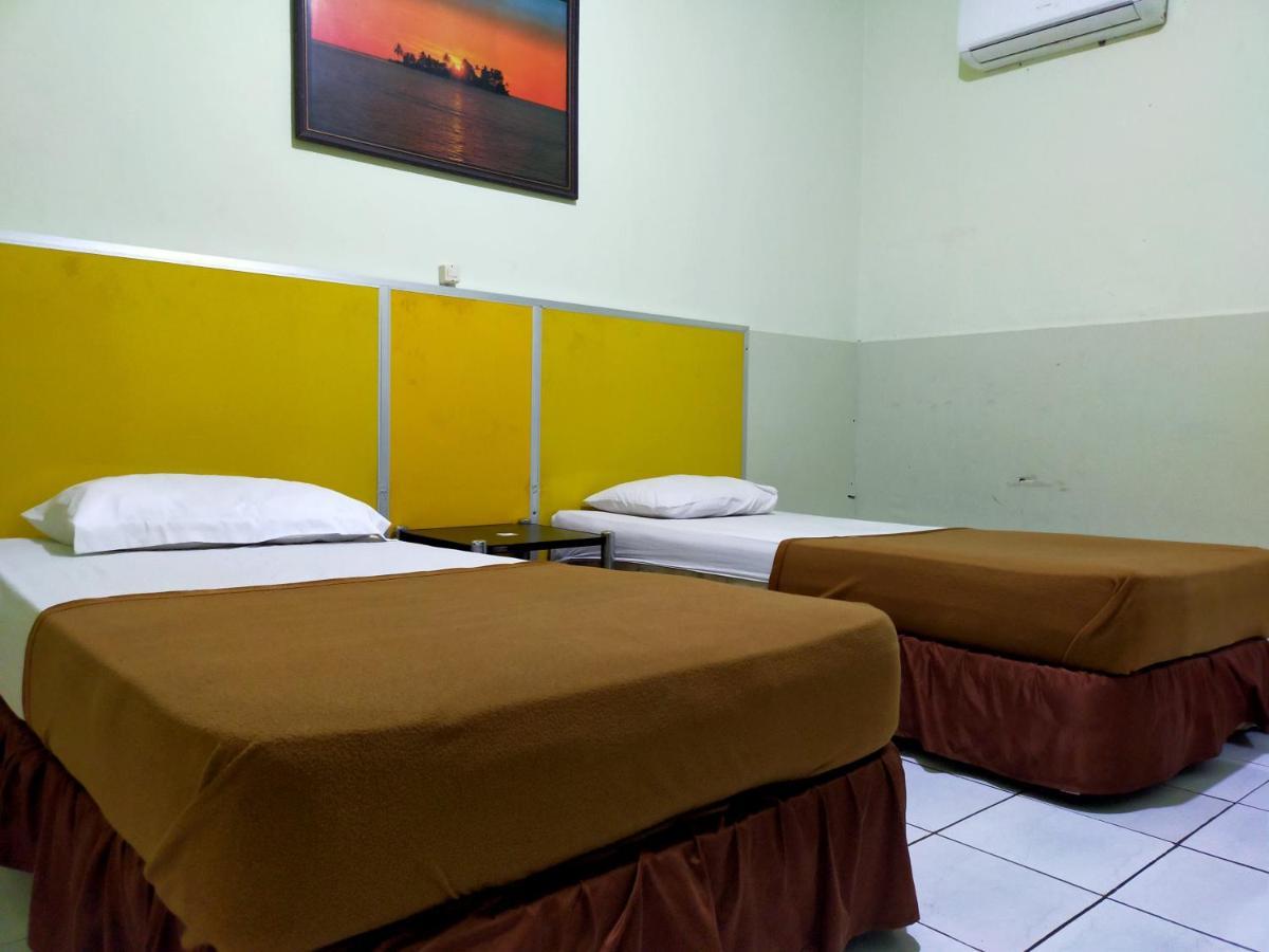 Hotel Nirwana Ternate Redpartner 외부 사진