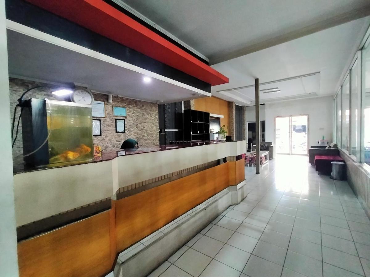 Hotel Nirwana Ternate Redpartner 외부 사진
